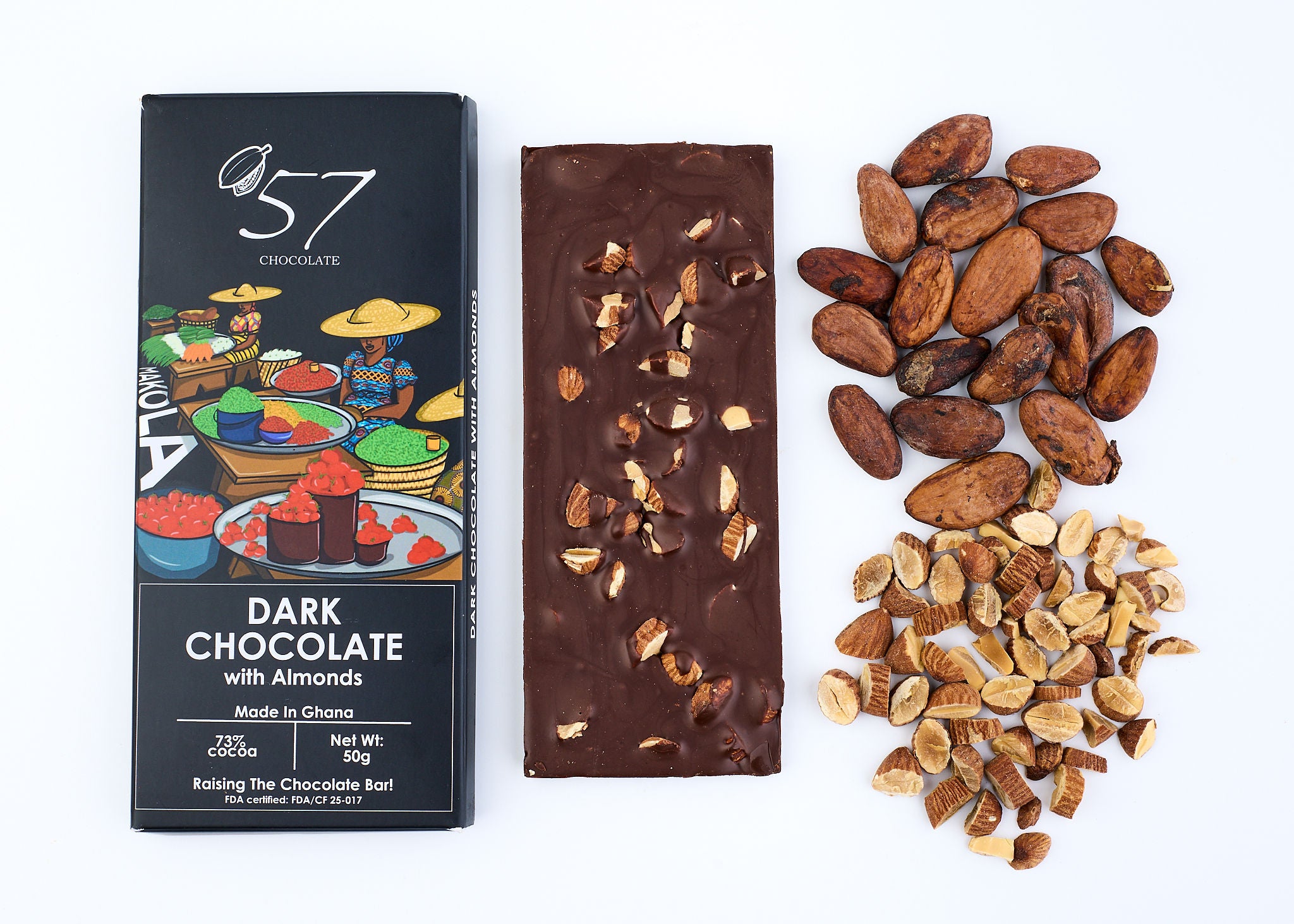 Tablette de chocolat noir 73% aux amandes